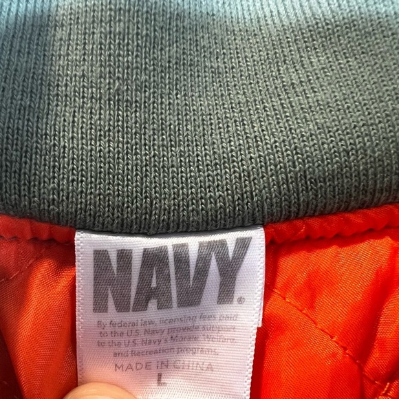 Navy Bomber men’s top gun fighter pilot patch jacket satin green size large - Picture 6 of 8